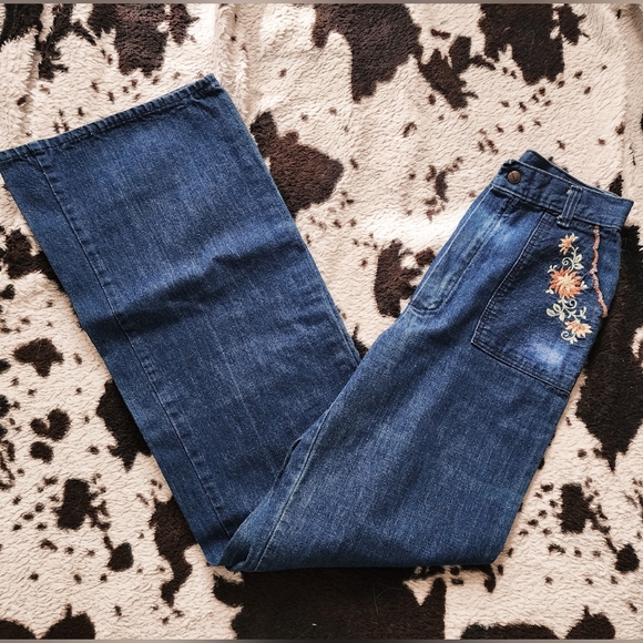 WOMEN'S 70'S FLARE JEANS - BLUE - Picture 1 of 5